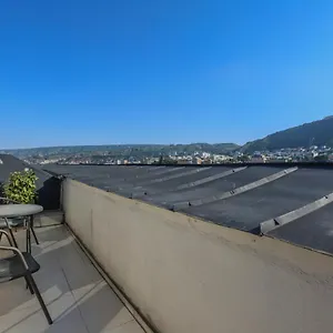 شقة Dogona