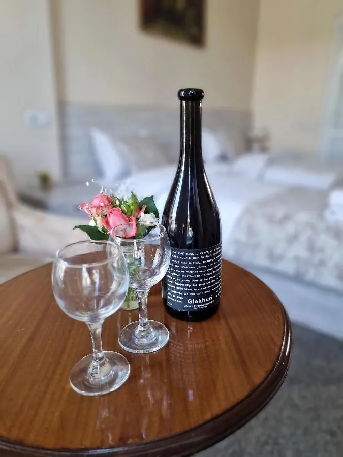 Tbilisi Express Bed & Breakfast 3*,